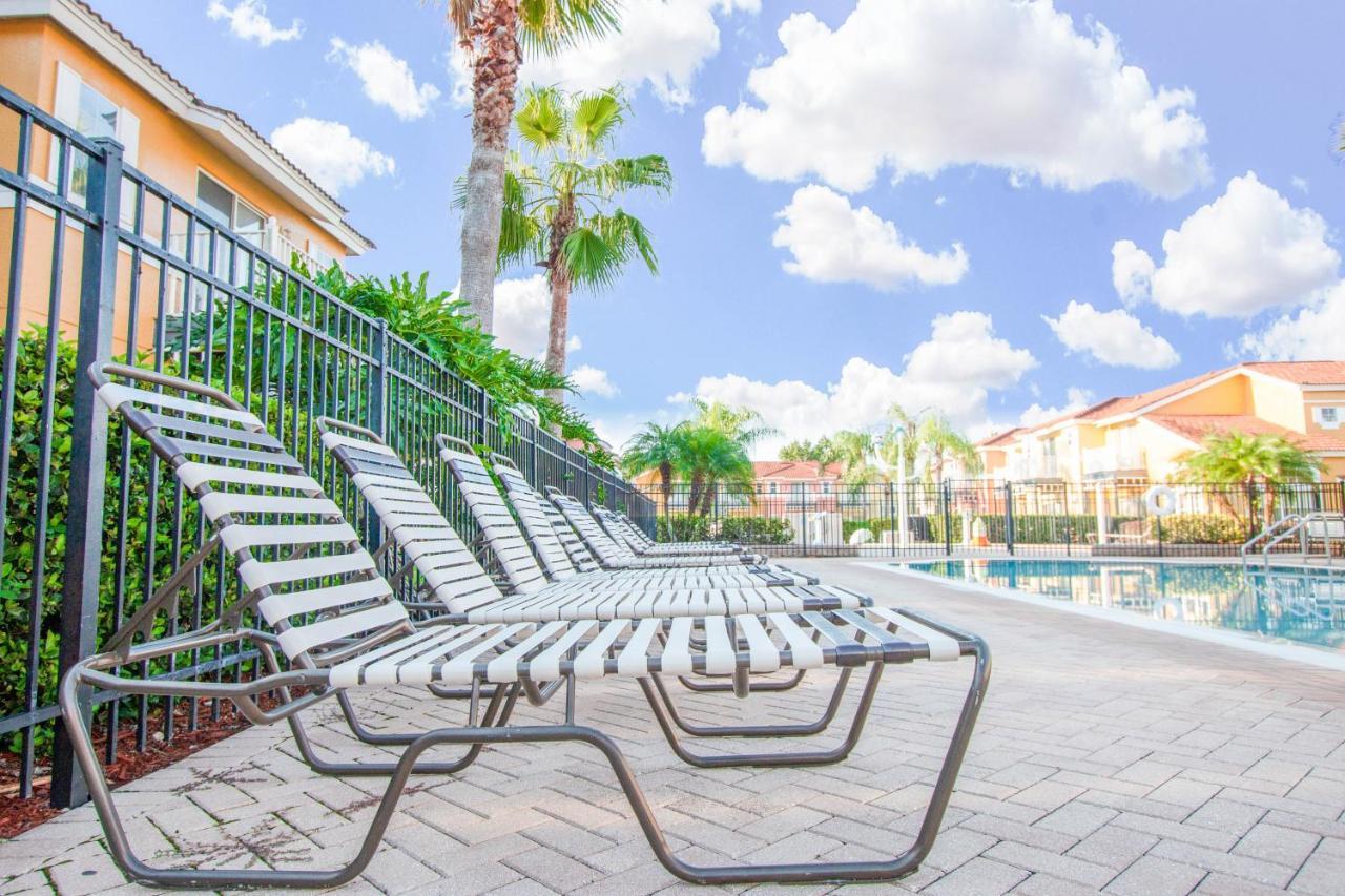 Berkley Lake Townhomes Kissimmee Exterior photo
